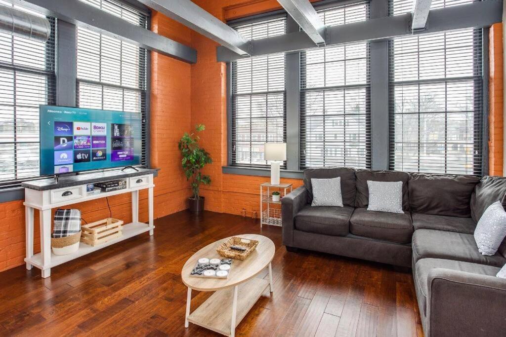 Appartement Centric Modern Loft W/ King Beds à Rochester Extérieur photo