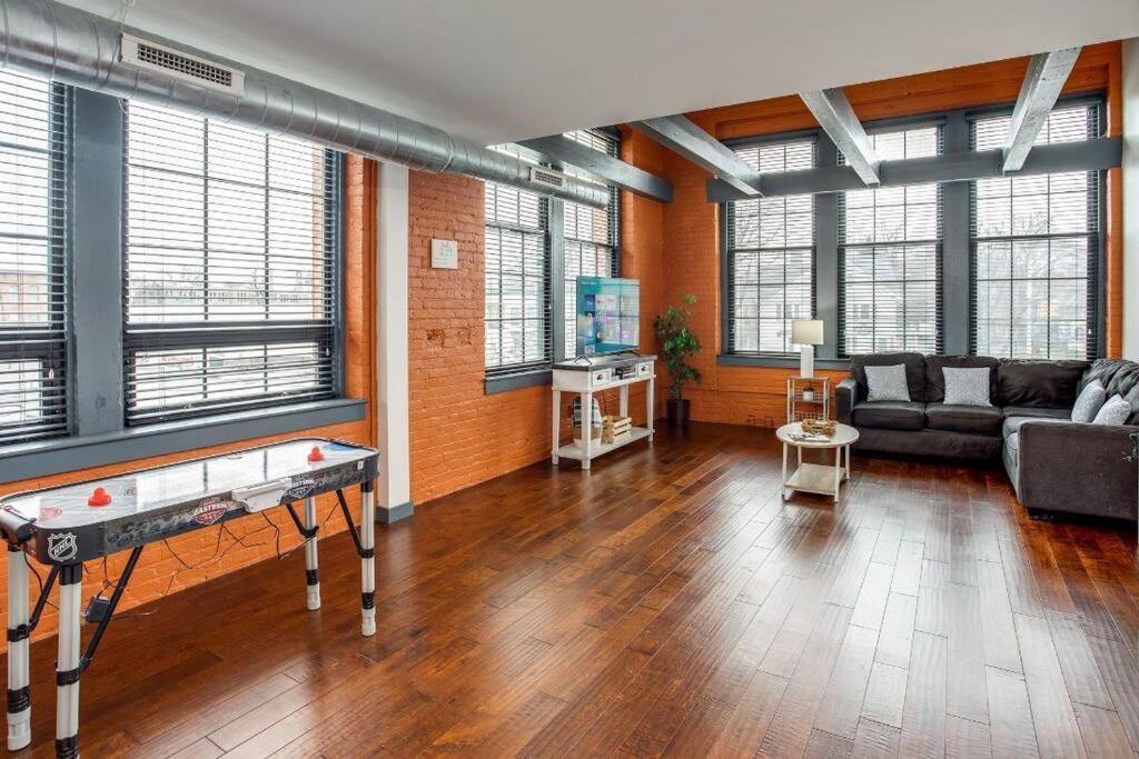 Appartement Centric Modern Loft W/ King Beds à Rochester Extérieur photo